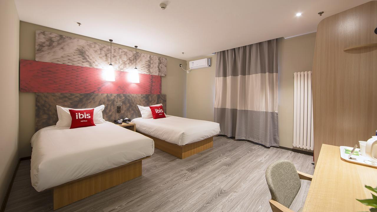 Ibis Beijing Tiantandongmen Metro Station Hotel Eksteriør billede